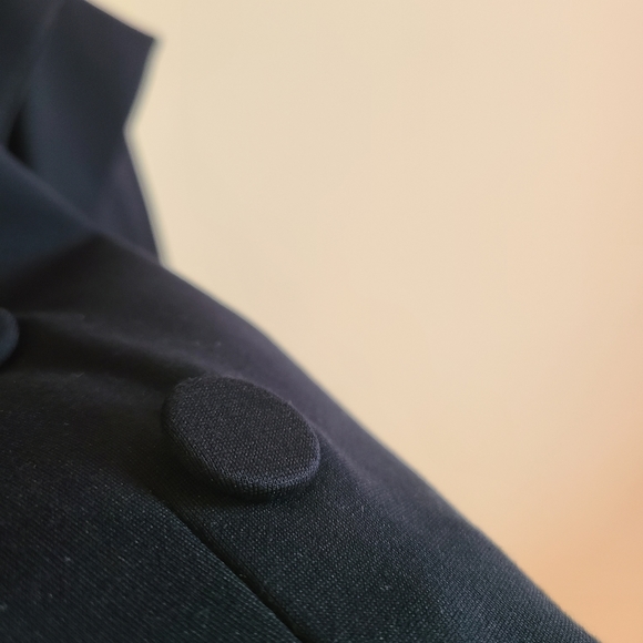 Ellen Tracy Navy Blazer - Picture 2 of 5